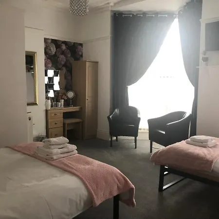 Гостевой дом Seacrest Only 4*